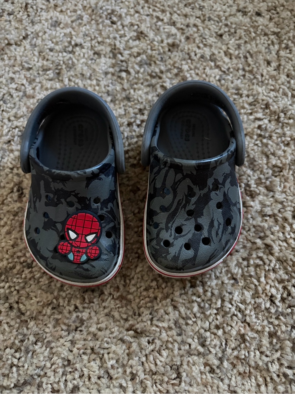 Toddler crocs